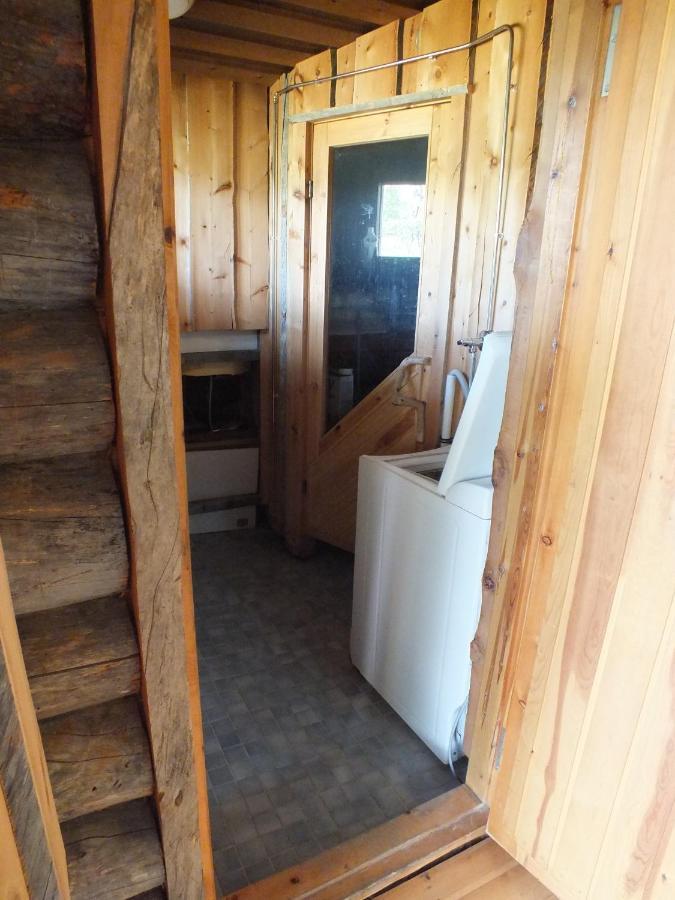 Cabin At Huskies Farm 伊纳利 外观 照片